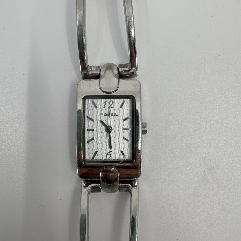 Fossil F2 ES-1501 Women’s Silver Stainless Steel Bracelet Watch Ticks